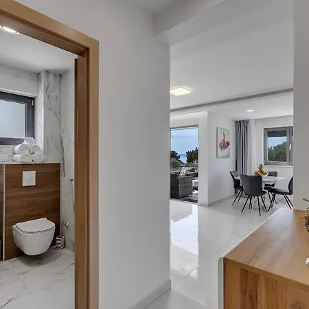 Luxury Apartman *