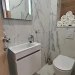 Luxury * Promajna